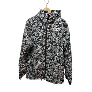 Grenade Snowboarding Jacket “Fatigue Project”